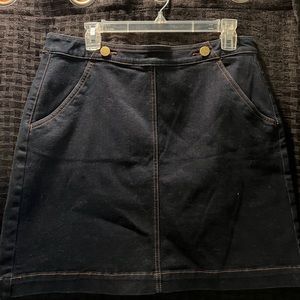 New with tags. Size 10 Loft denim skirt